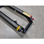 Вилка SUNTOUR XCR-32 RL-R Air 29