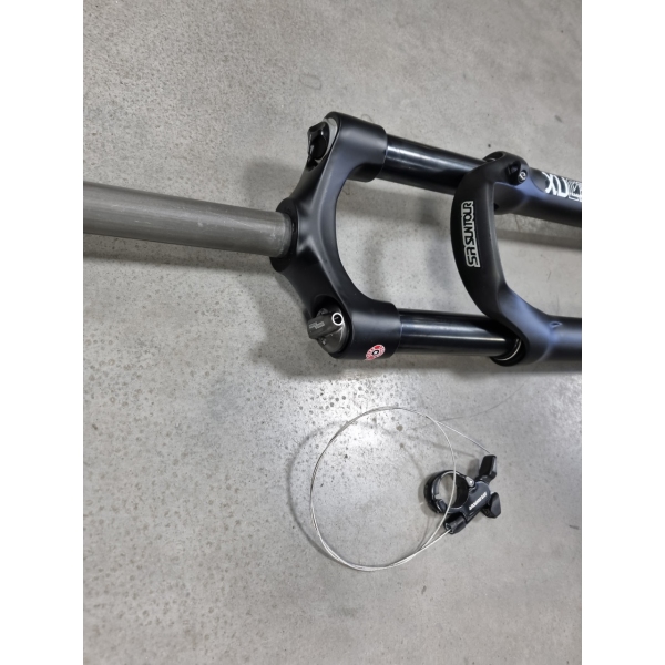 Вилка SUNTOUR XCR-32 RL-R Air 29